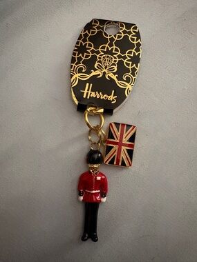 Harrods 3D Guardsman Keychain NWT UK London